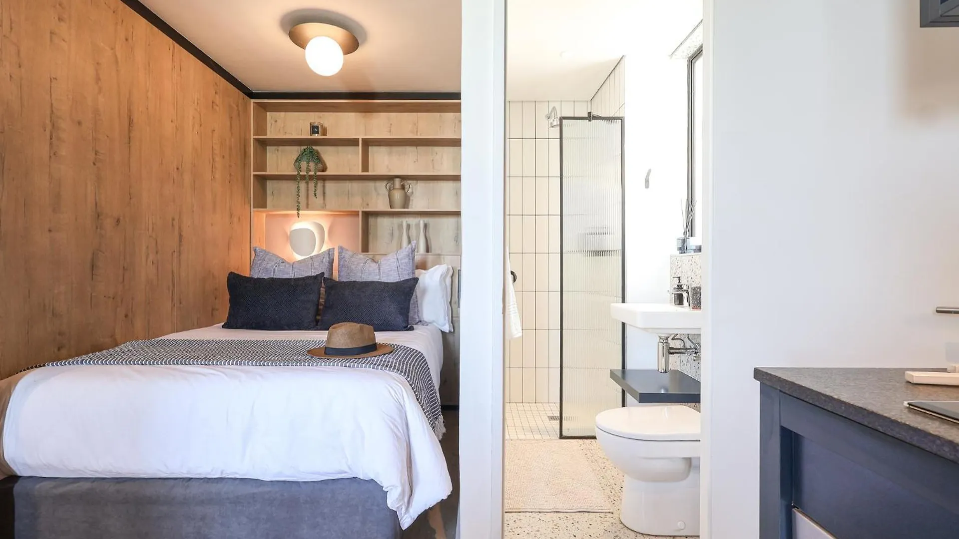 Three43 On B - Fluent Serviced Apartments Le Cap