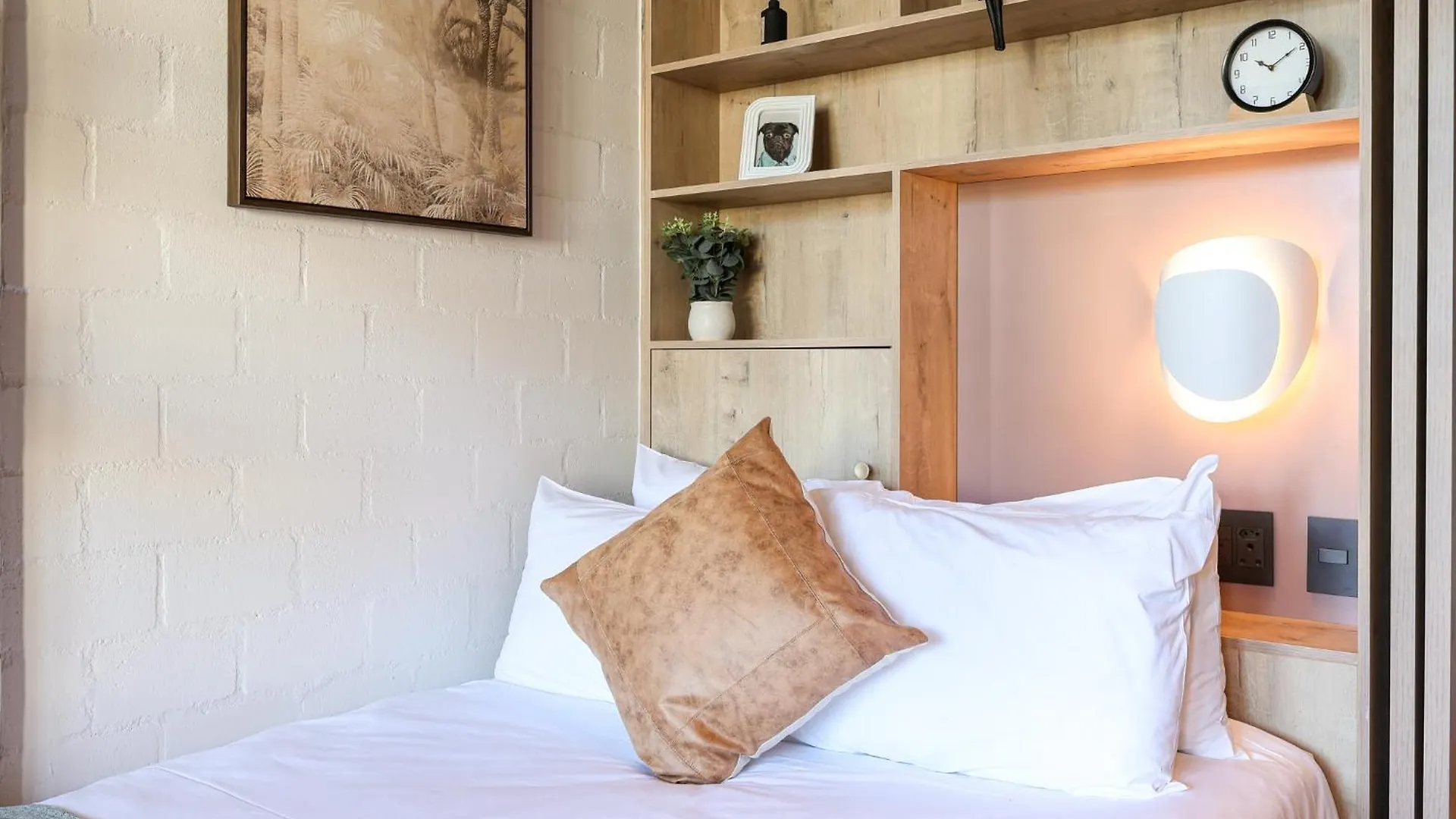 Three43 On B - Fluent Serviced Apartments Kapstadt