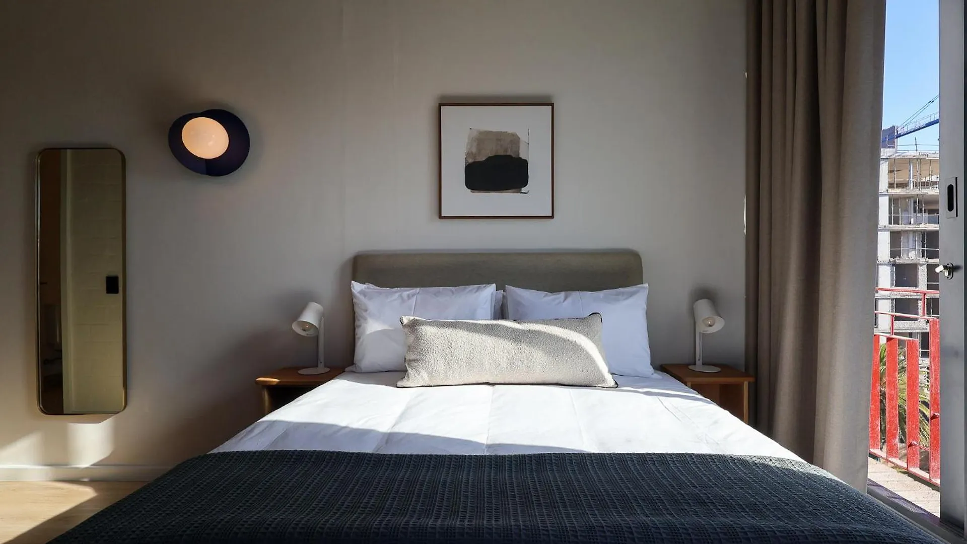 Three43 On B - Fluent Serviced Apartments Kapstadt