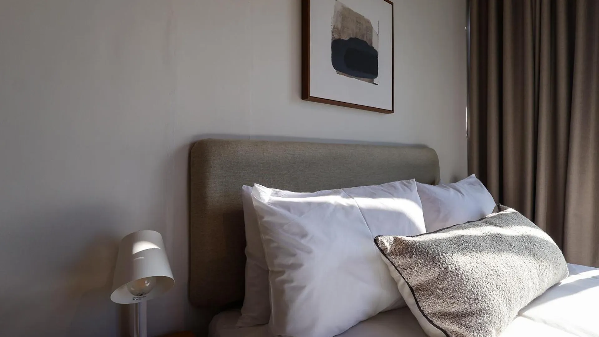 Three43 On B - Fluent Serviced Apartments Kapstadt 0*,  Südafrika