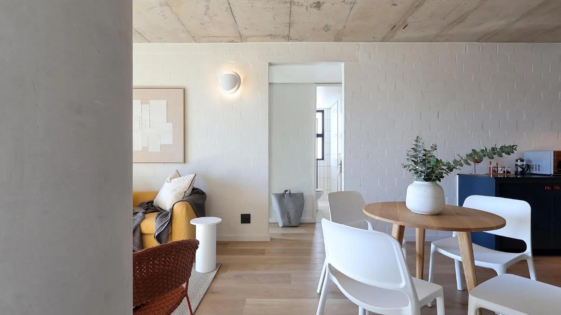Three43 On B - Fluent Serviced Apartments Kapstadt