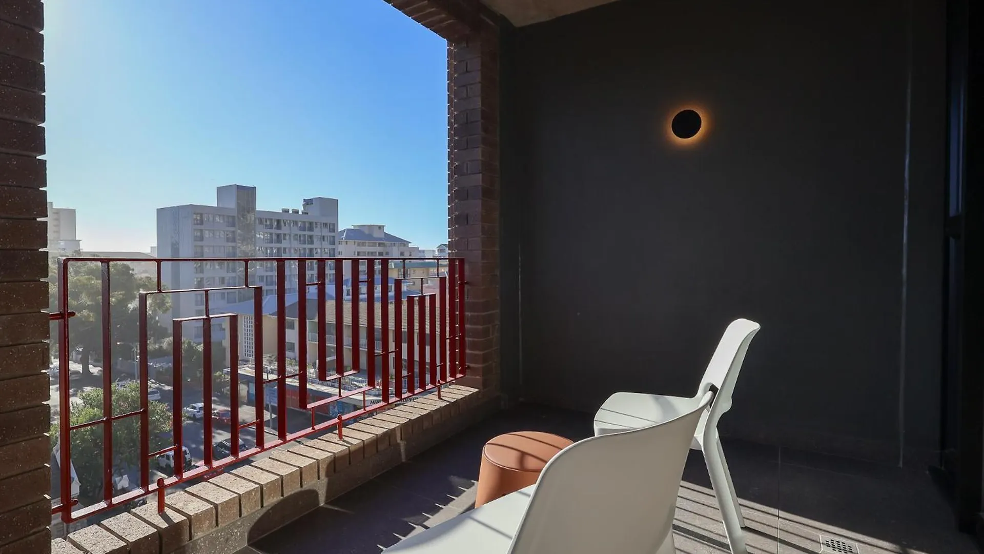 Three43 On B - Fluent Serviced Apartments Kapstadt