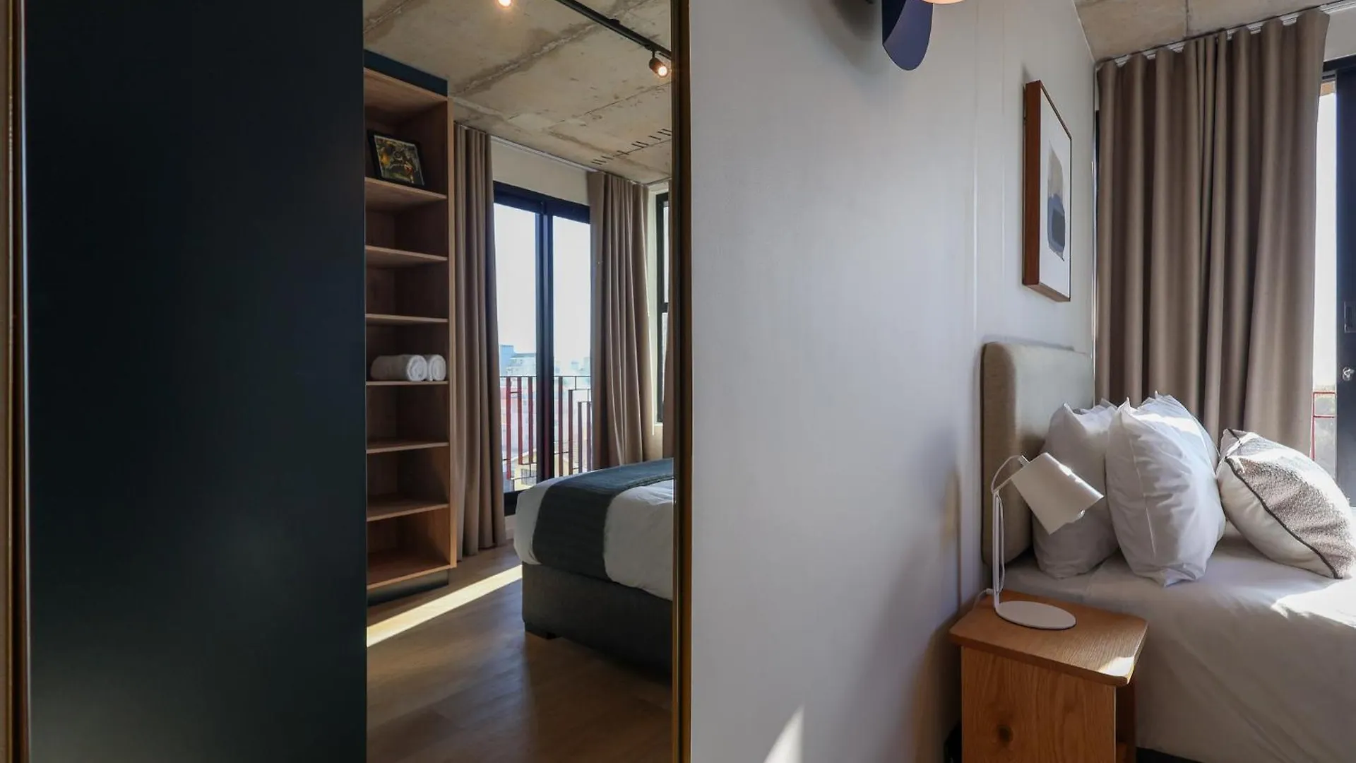 Three43 On B - Fluent Serviced Apartments Kapstadt