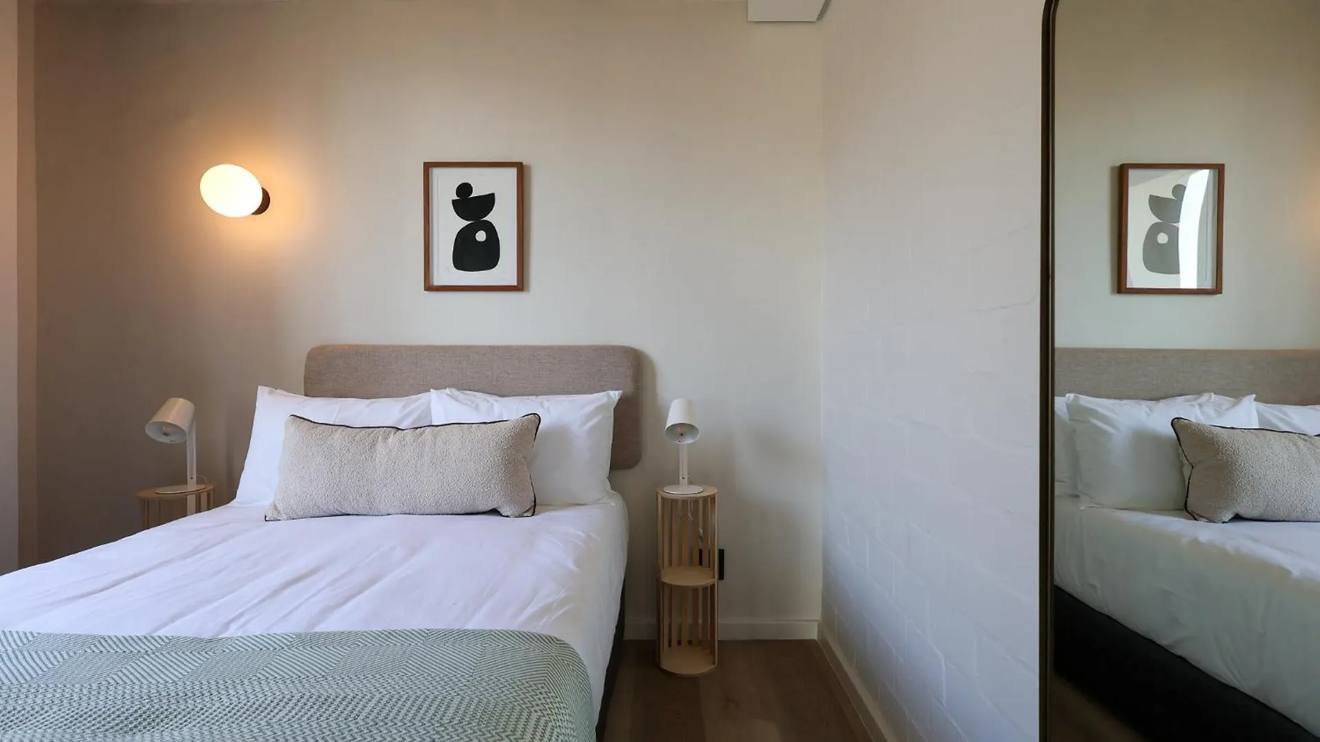Three43 On B - Fluent Serviced Apartments Kapstadt