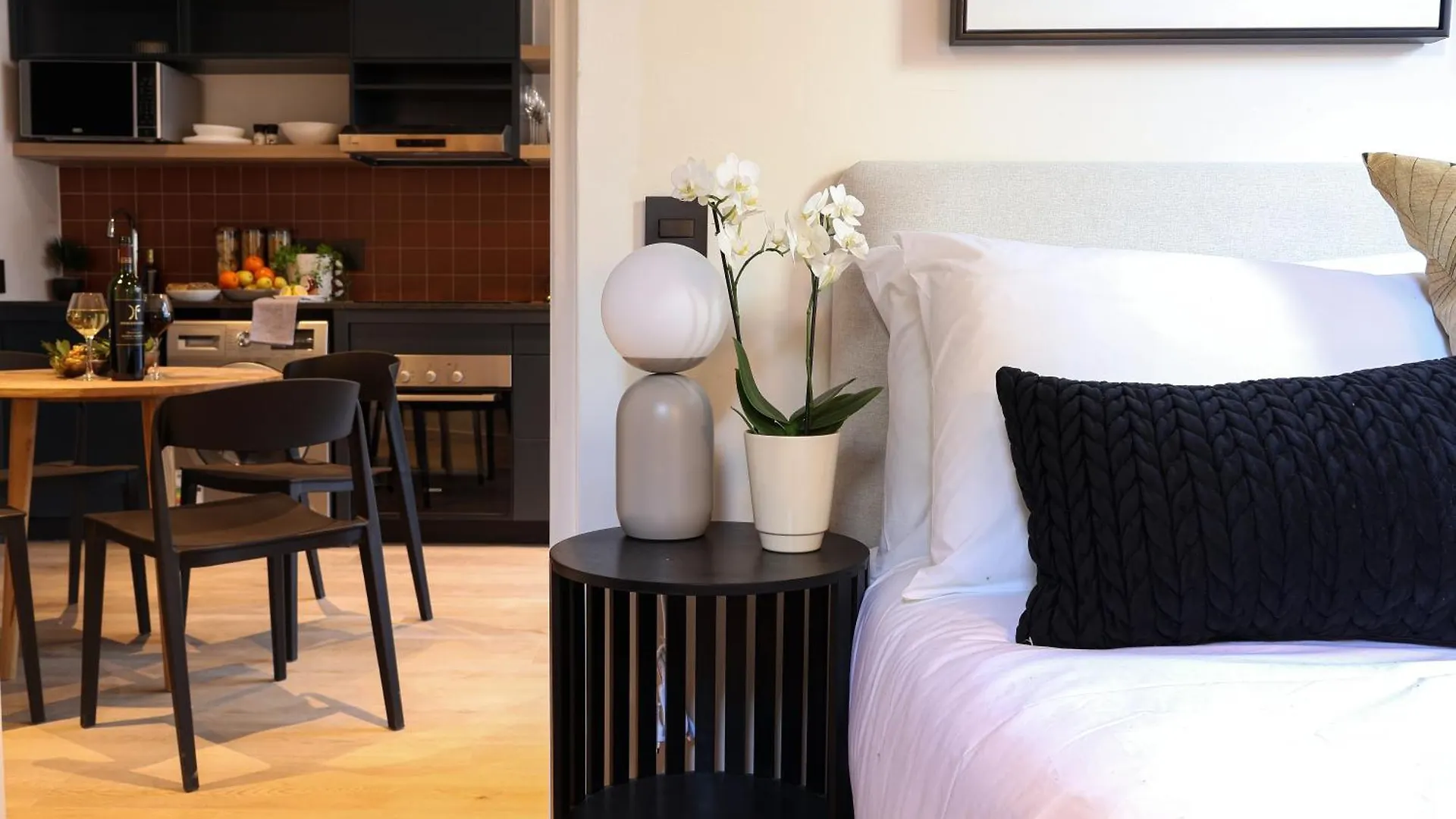 Three43 On B - Fluent Serviced Apartments Cape Town