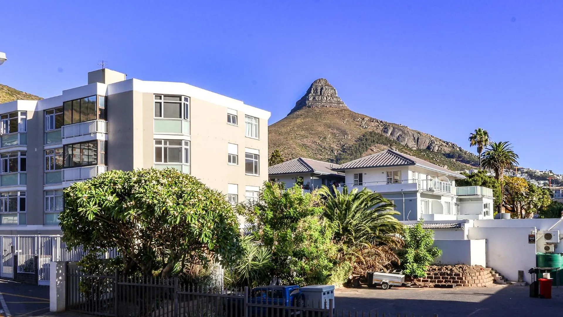 Three43 On B - Fluent Serviced Apartments Cape Town