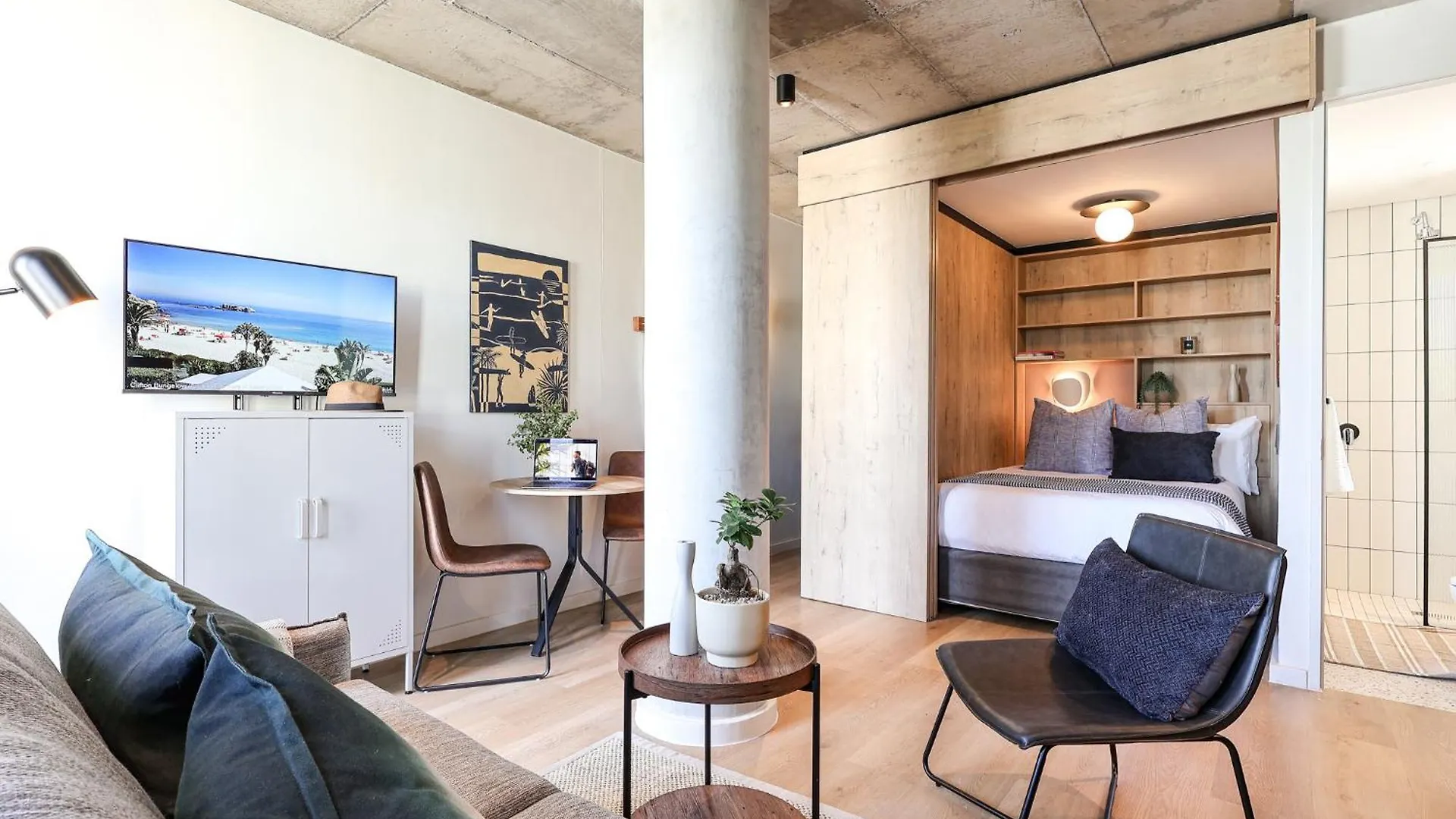Three43 On B - Fluent Serviced Apartments Cape Town