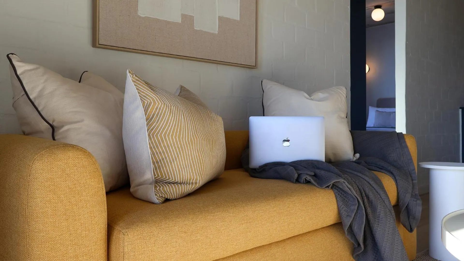 Three43 On B - Fluent Serviced Apartments Cape Town
