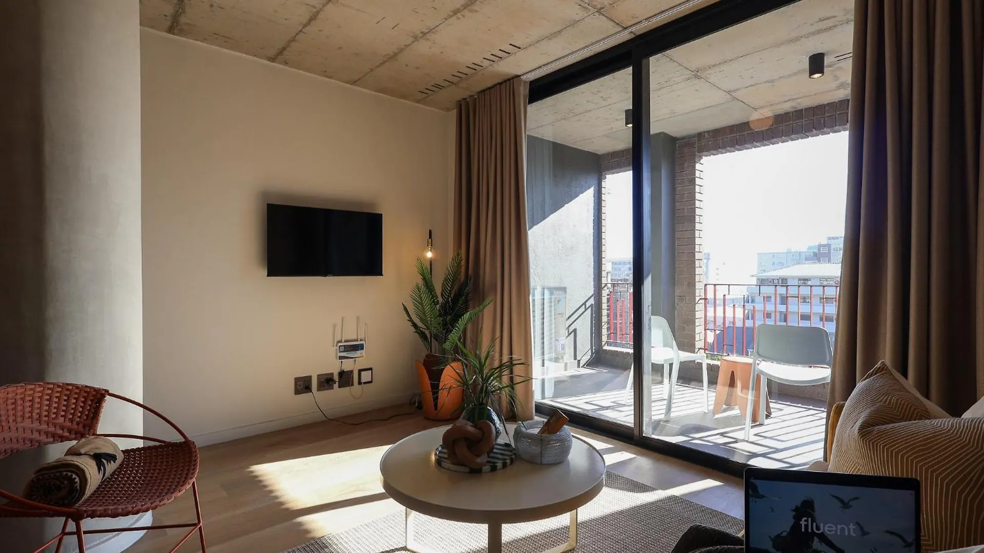 Three43 On B - Fluent Serviced Apartments Cape Town